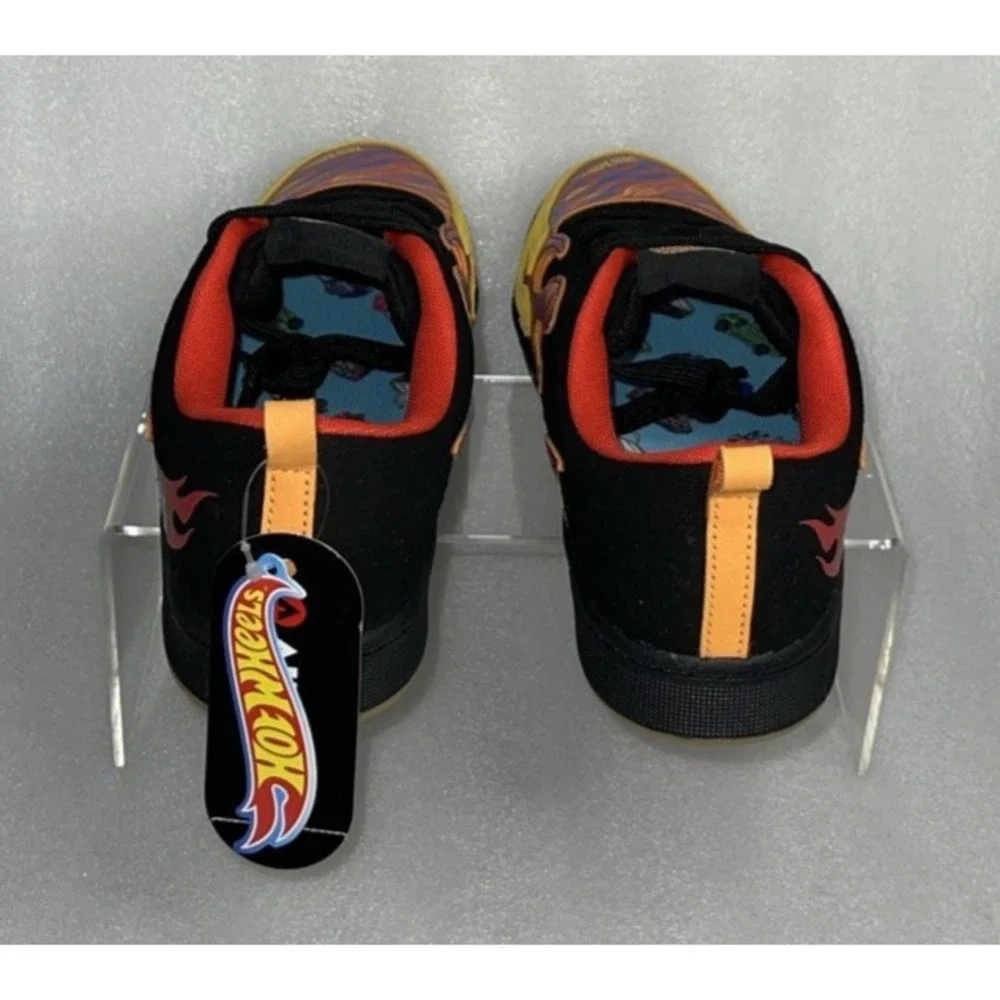 Airwalk‎ x Hot Wheels Classic 2.0 Casual Skate OG Sneakers Big Boys Size 3 New